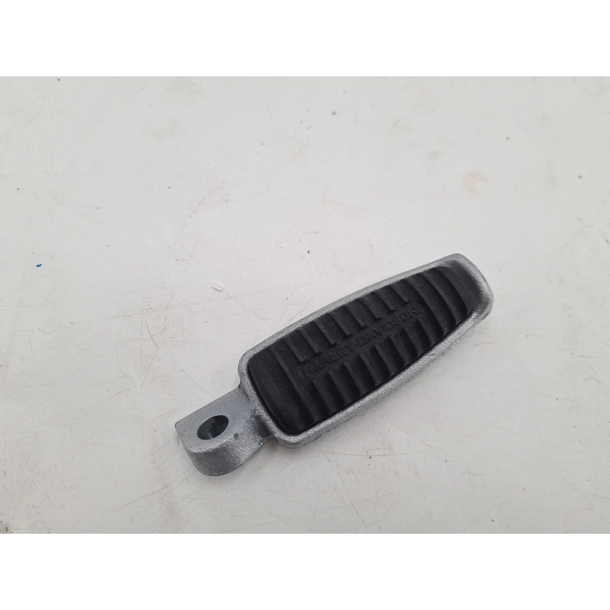 RIDER & PILLION FOOTPEG ASSEMBLY, RIGHT