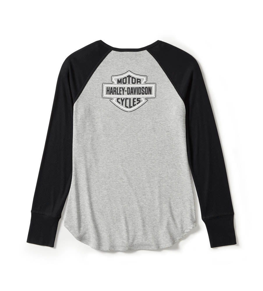 ARCHED FONT RAGLAN LONG SLEEVE TEE