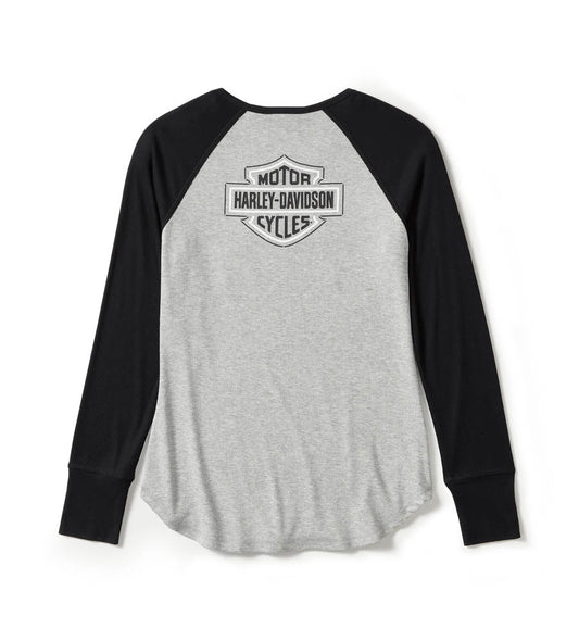 ARCHED FONT RAGLAN LONG SLEEVE TEE